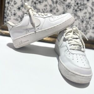 Nike Air Force 1 Low LE “White/White” Big Boy Sneakers – Size 5.5